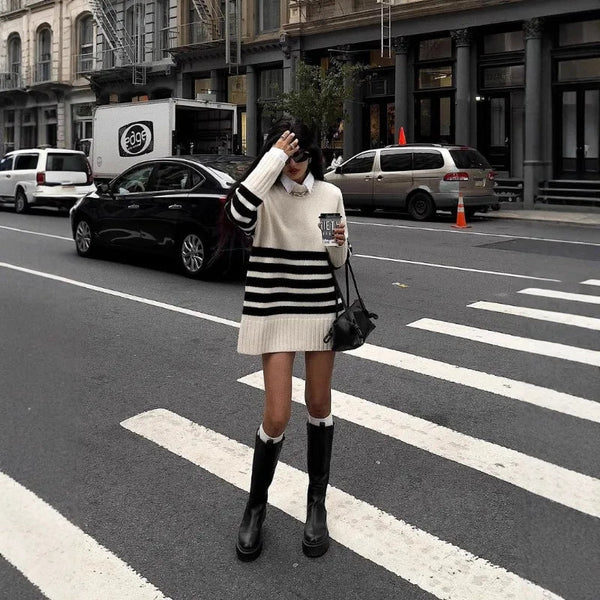 Flora Oversize-Pullover mit Rollkragen und Streifen