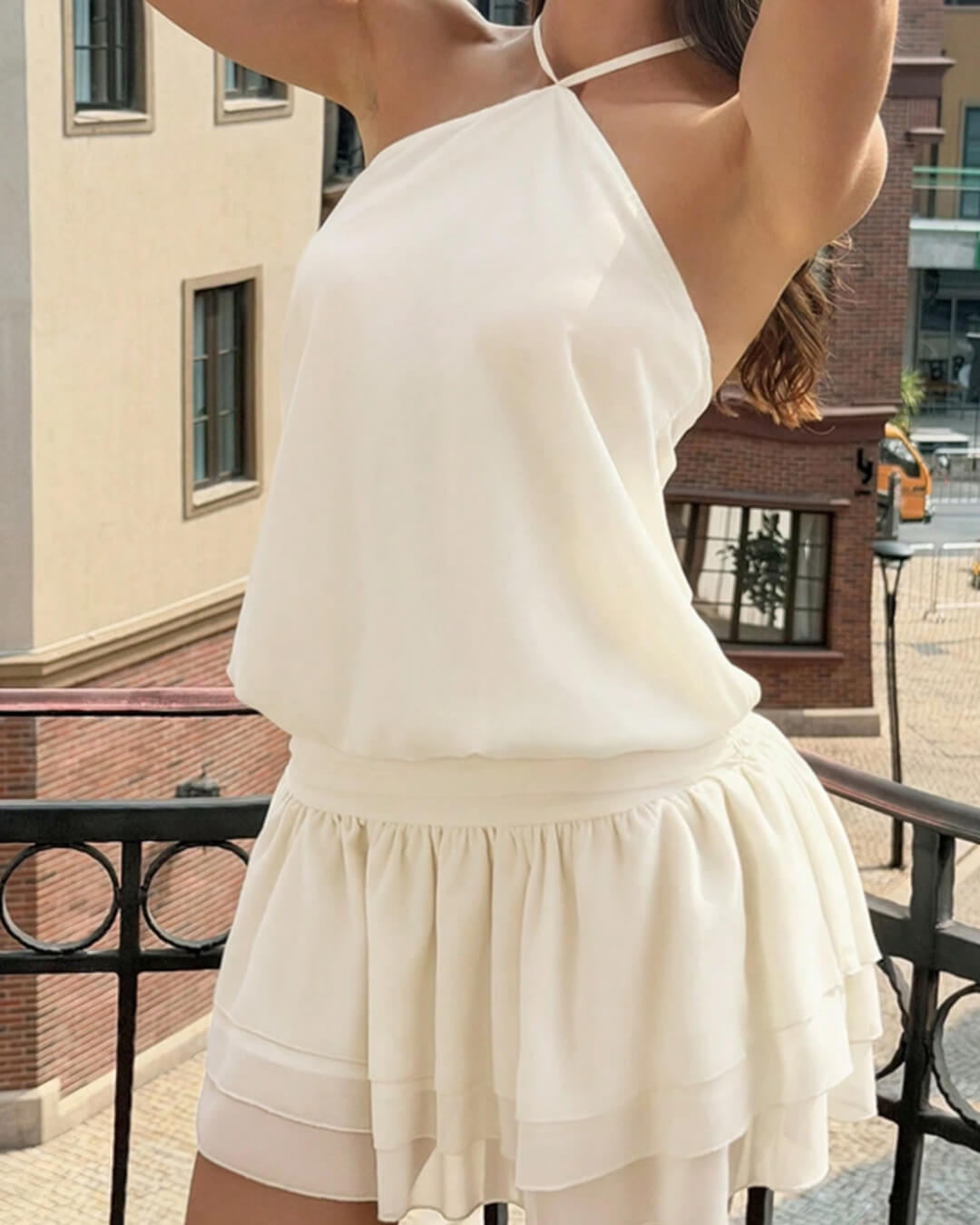 Floriana Rückenfreies Neckholder-Minikleid