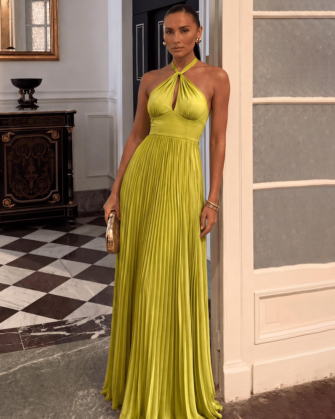 Georgia plissiertes Neckholder-Maxikleid