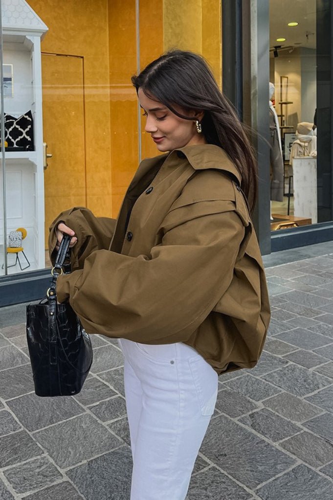 Gina kurze Utility-Jacke mit Falten