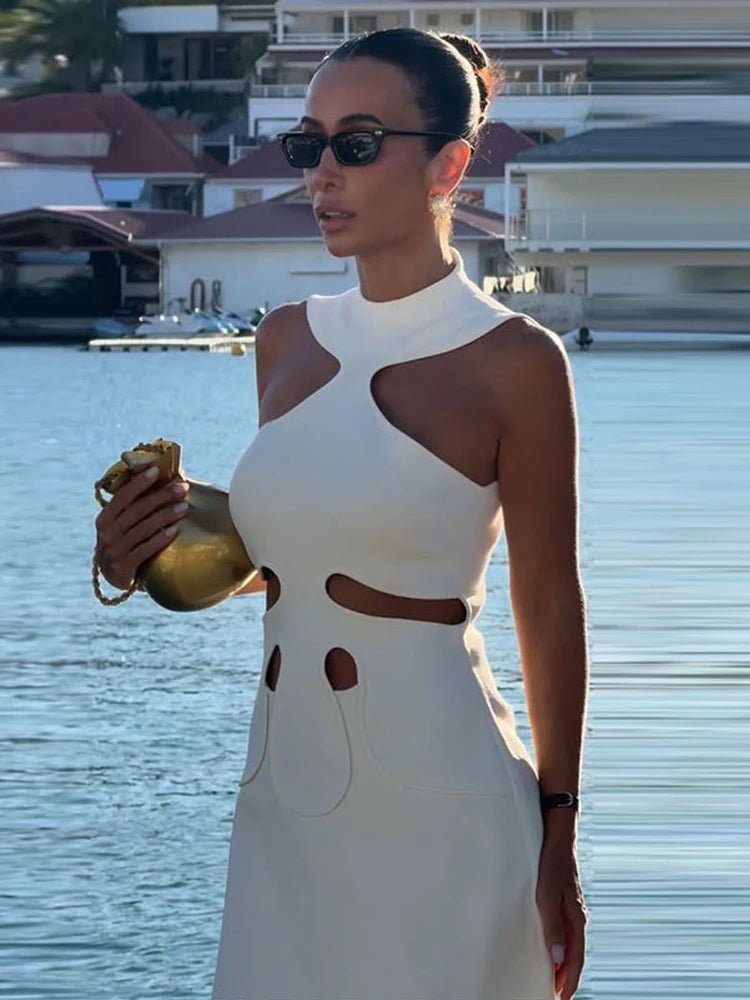 Gisele schulterfreies Neckholder-Min ikleid