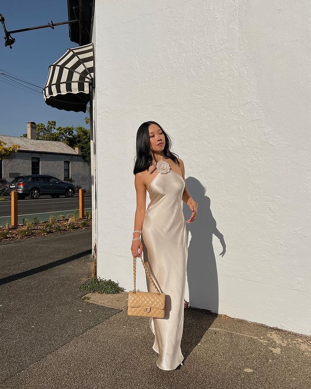 Harper Satin-Maxikleid mit Neckholder