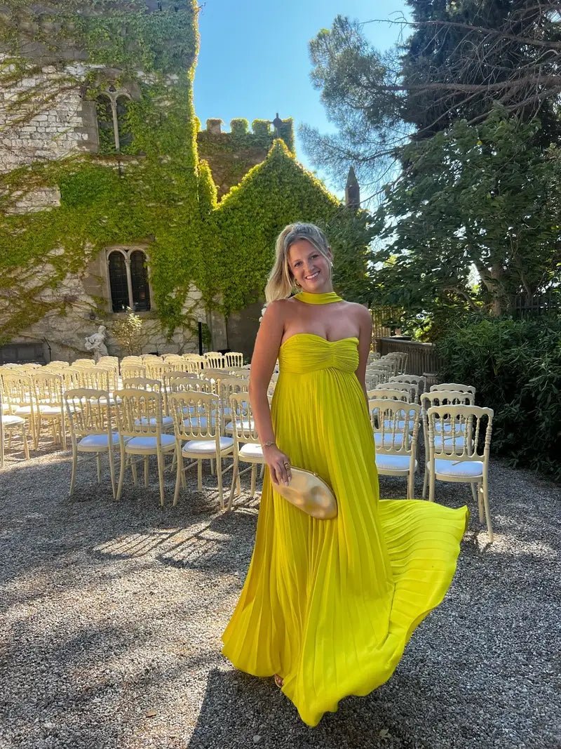 Helena Neckholder-Maxikleid mit Raffungen und Schal