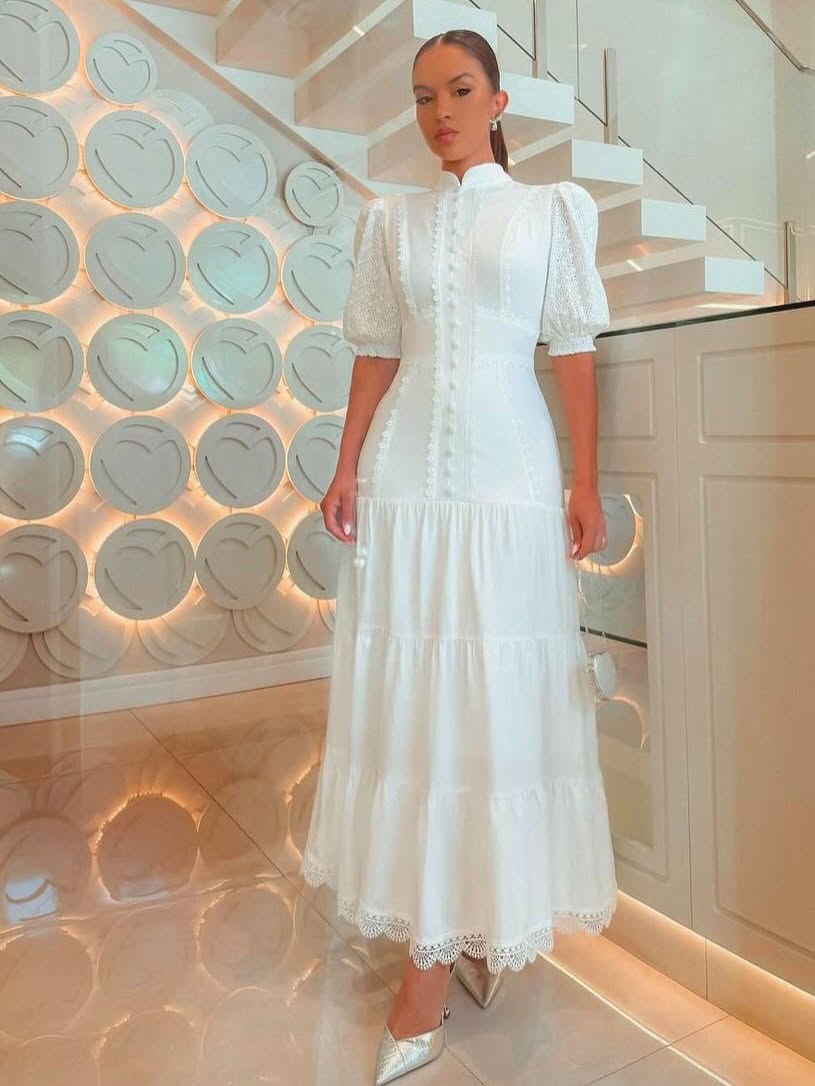 Isabelle Midi-Kleid aus Lochspitze mit Puffärmeln