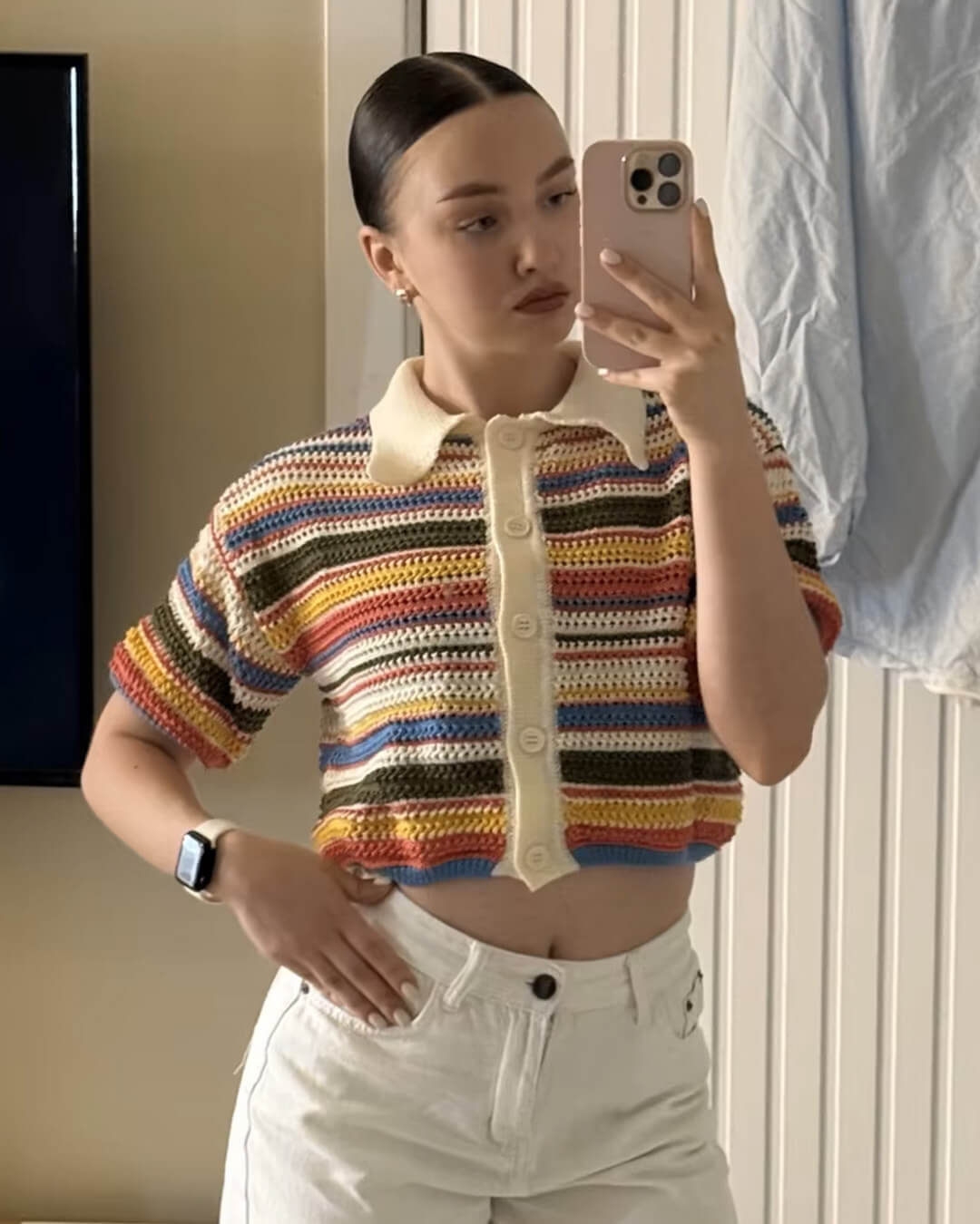 Jasmin Set aus gehäkeltem Crop-Pullover und Shorts