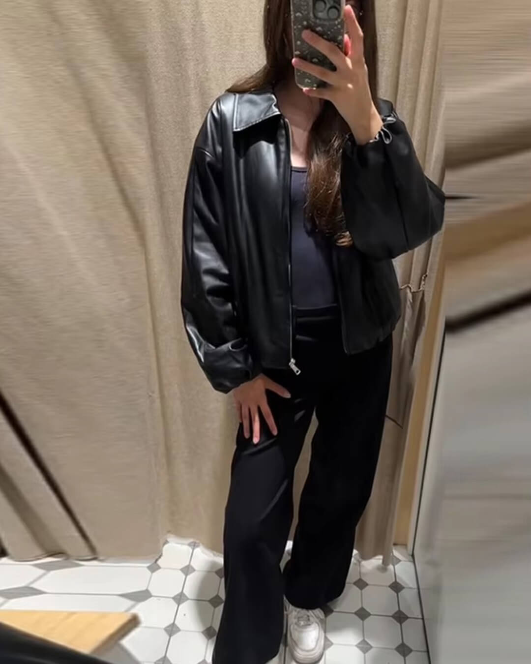 Jenny Bomberjacke aus Kunstleder