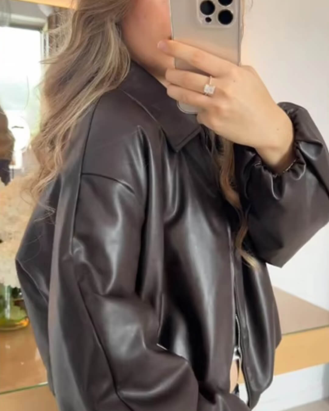 Jenny Bomberjacke aus Kunstleder