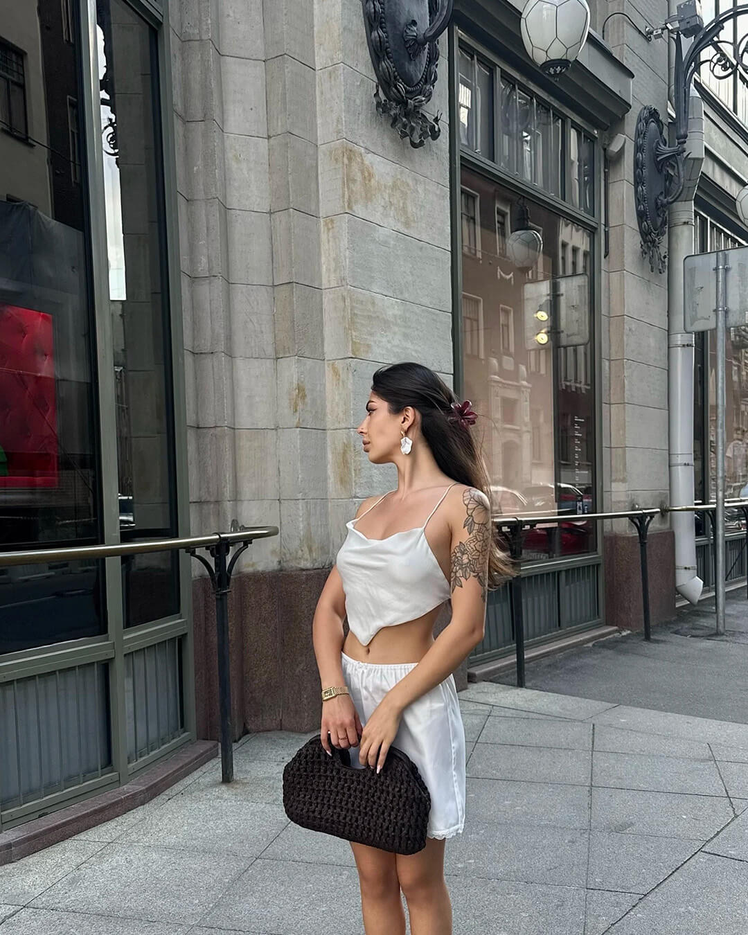 Satin-Minirock mit Spitzenbesatz Johana