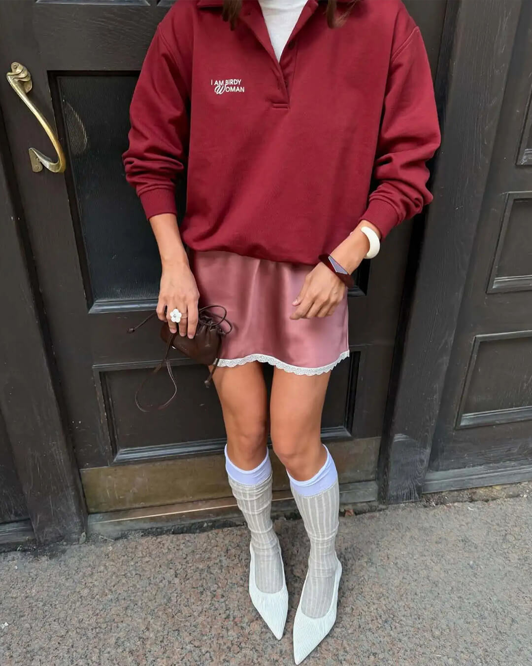 Satin-Minirock mit Spitzenbesatz Johana