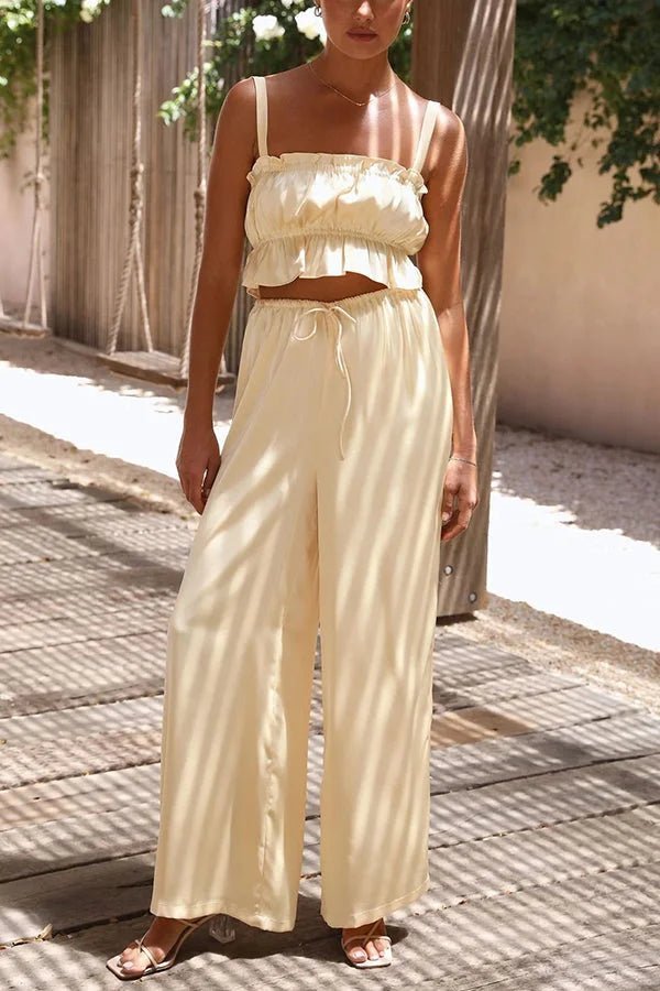 Julianne Set aus Rüschentop und Hose mit elastischem Bund