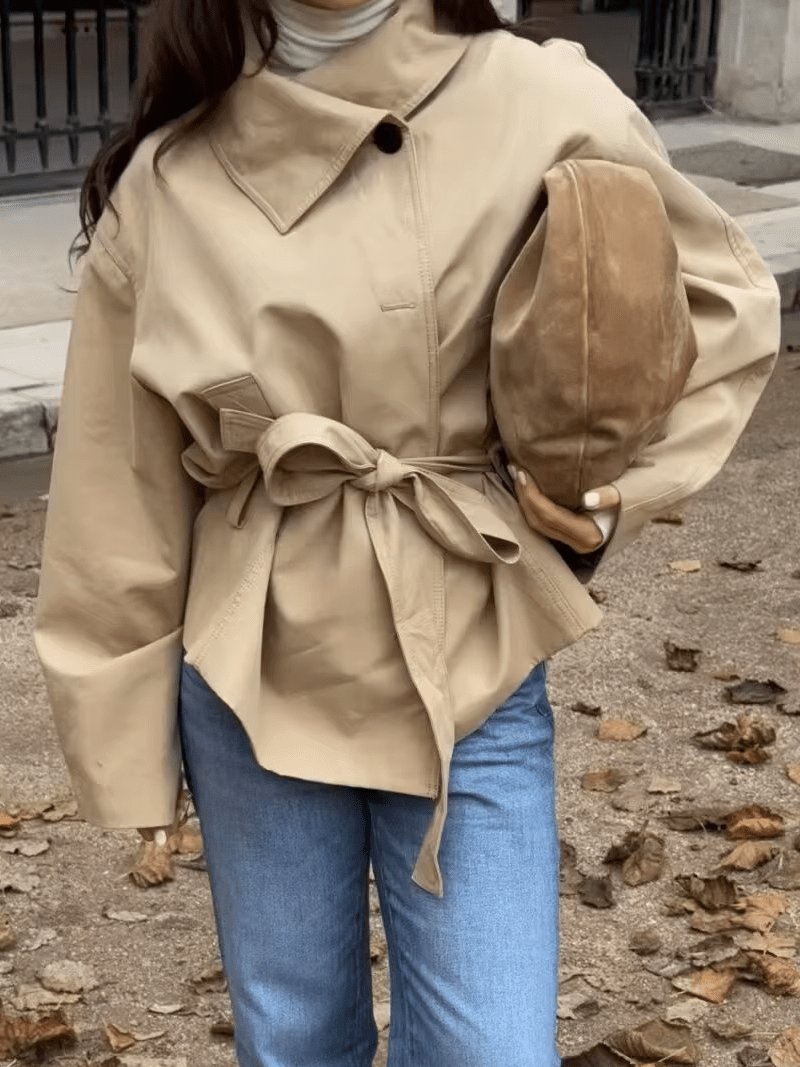 Asymmetrischer Trenchcoat mit Gürtel Julie