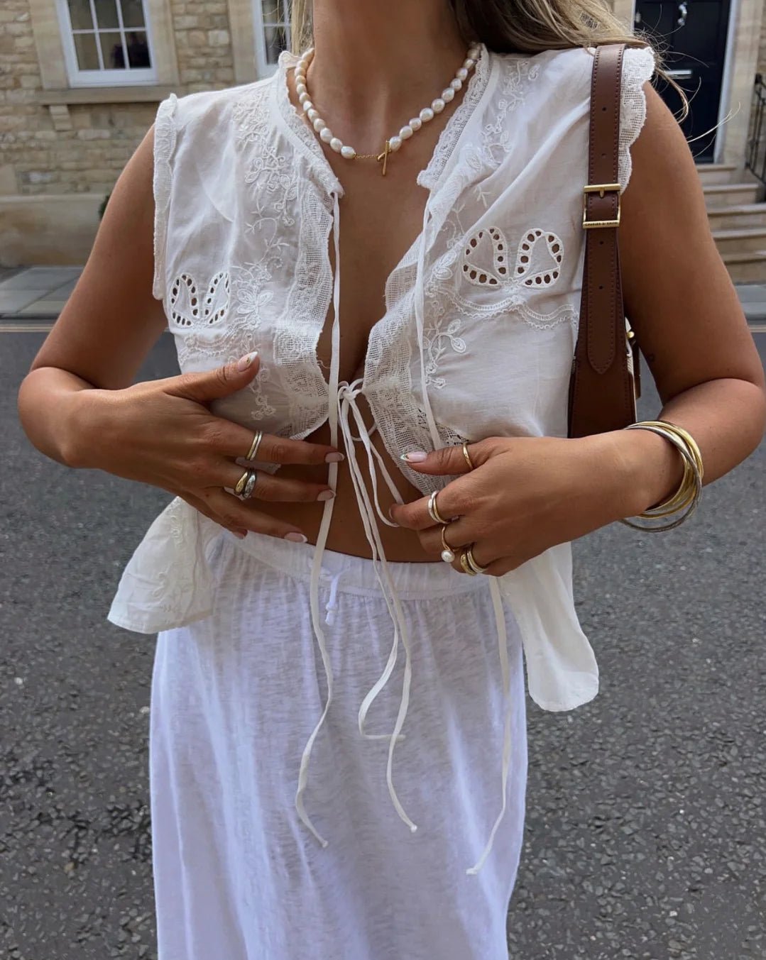 Bestickte Bluse mit Spitzenbesatz Juvie