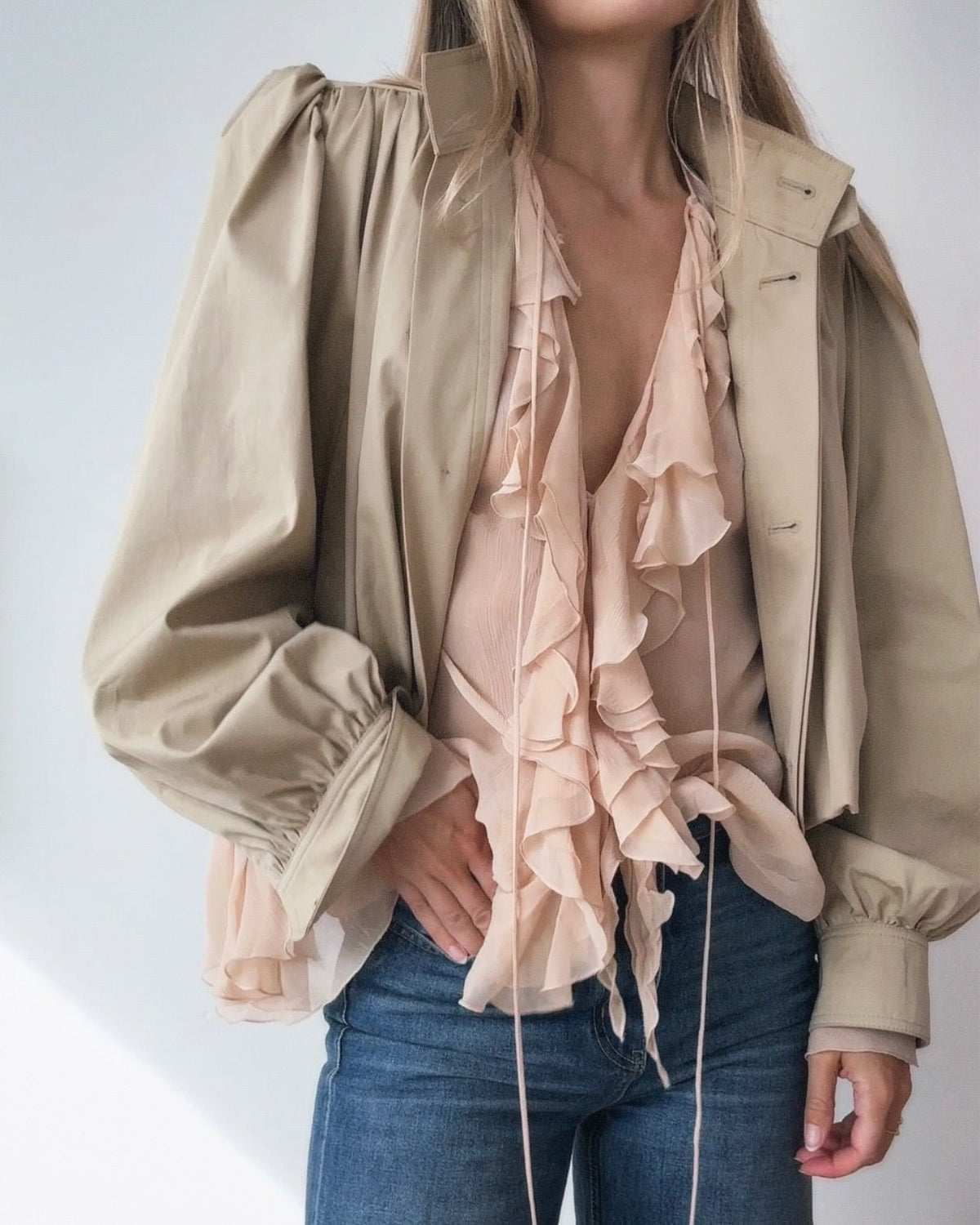 Karina Kurze plissierte Jacke