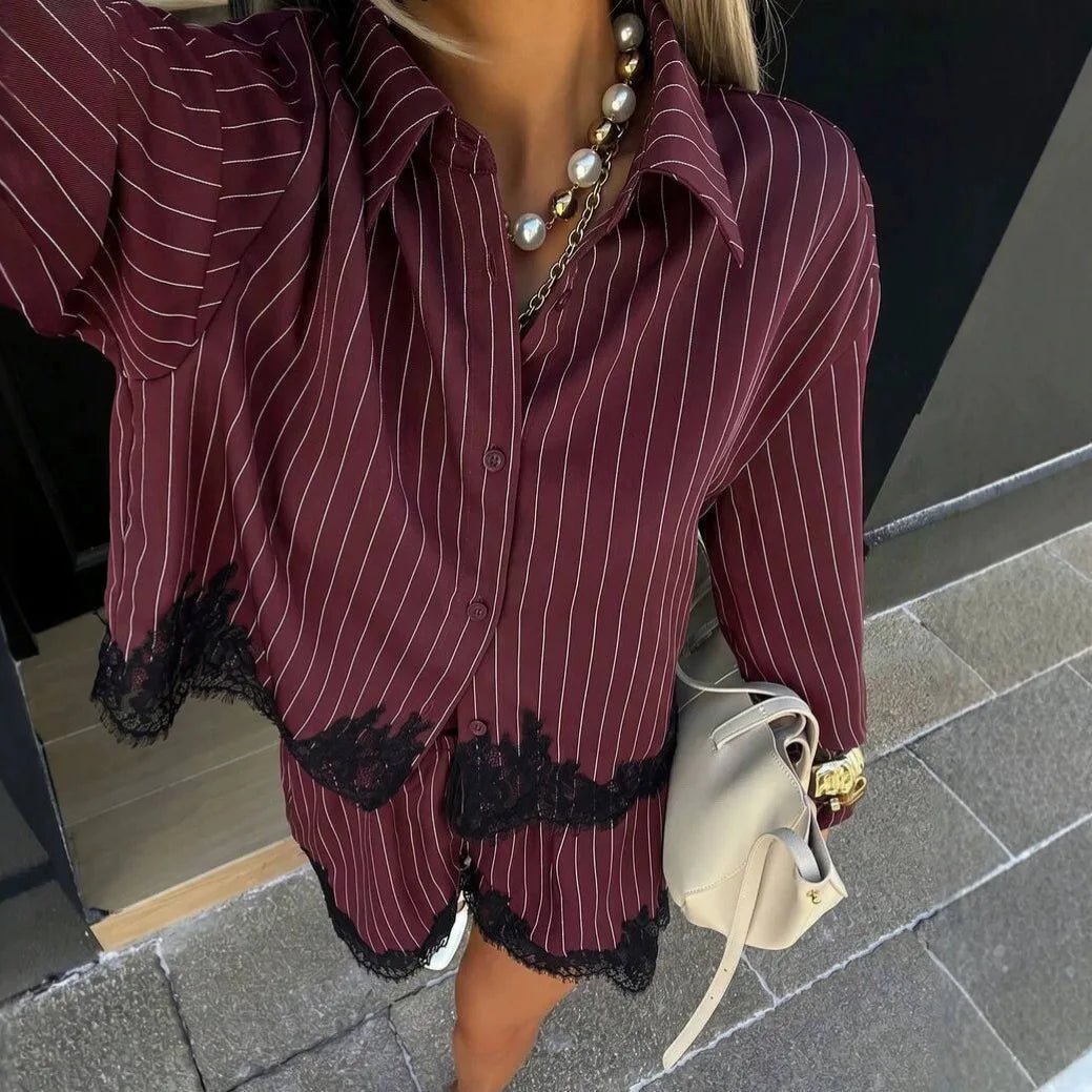 Kate Shorts-Set mit Nadelstreifen und Spitzenbesatz am Saum