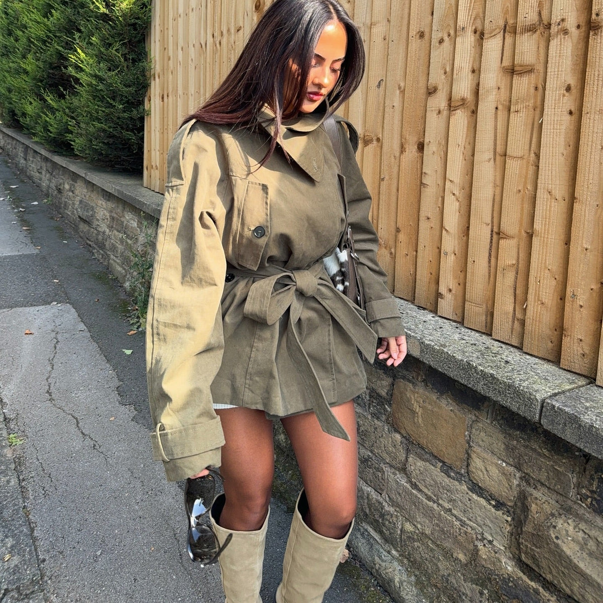 Kendra Taillierte Windbreaker-Jacke