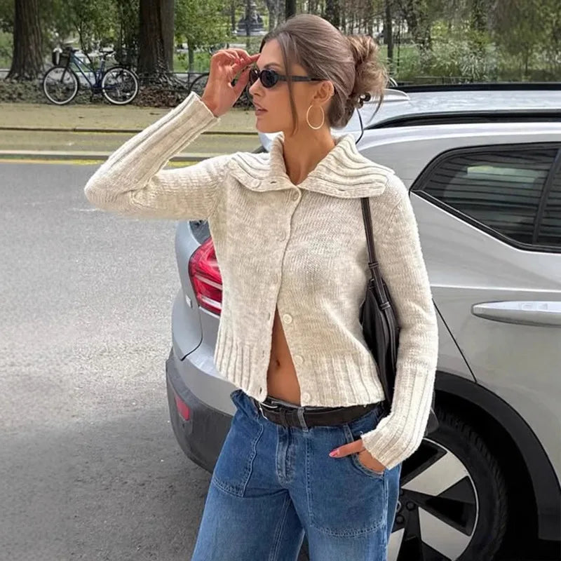 Hanne Strickjacke mit breitem Kragen