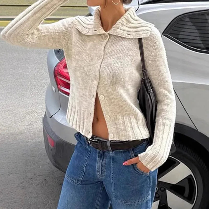 Hanne Strickjacke mit breitem Kragen