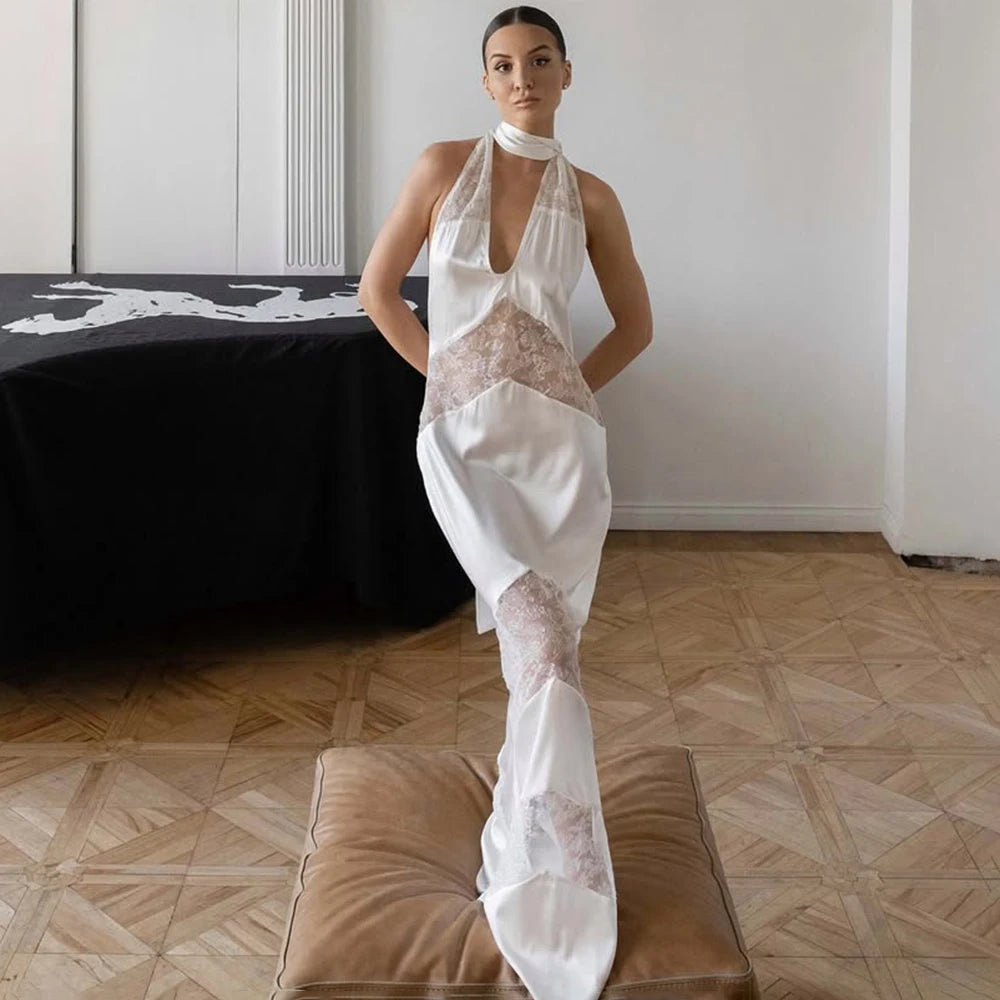 Spitzen-Maxikleid mit Schleife
