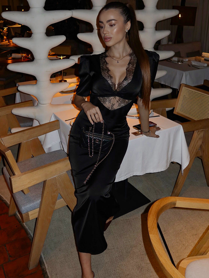 Helene Satin-Maxikleid mit Spitzeneinsatz