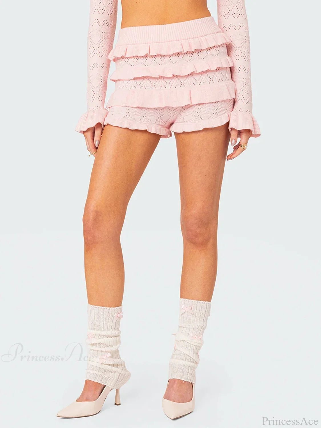 Lena Häkelshorts mit Rüschen und Cut-outs