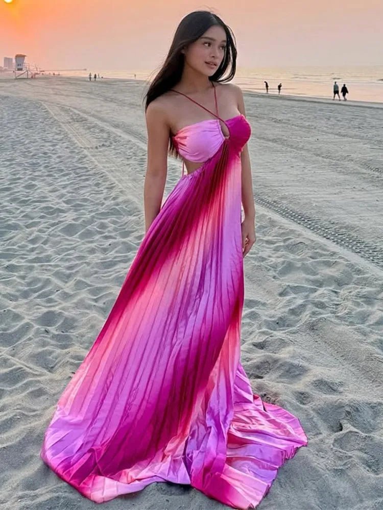 Lena strukturiertes plissiertes Maxikleid mit Ombré-Effekt
