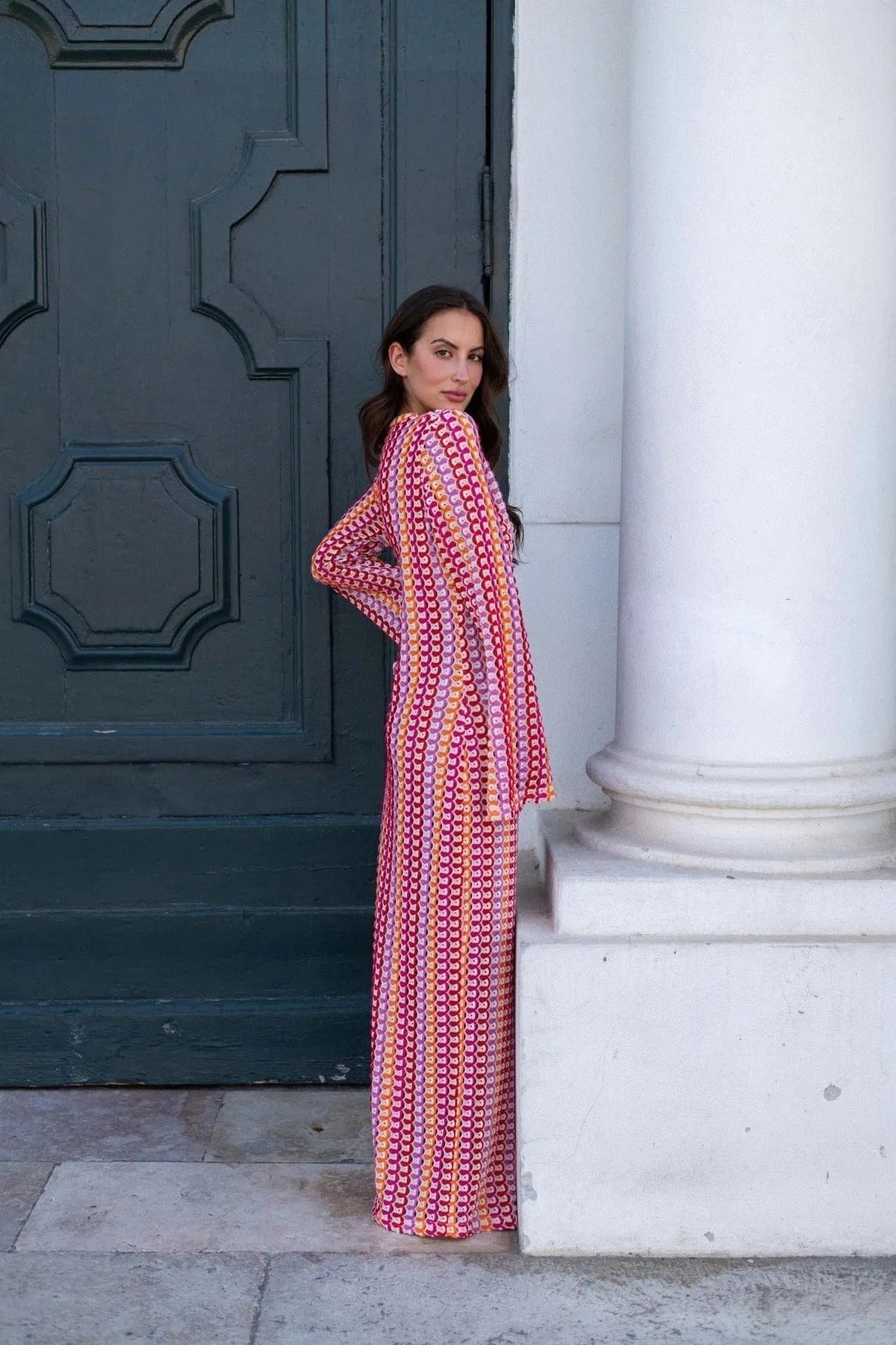 Liekes gehäkeltes Maxikleid mit Streifen