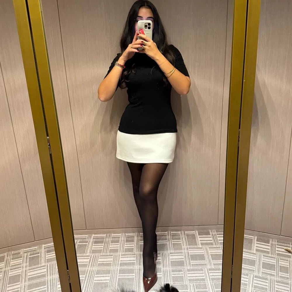 Lisbeth Minidress mit hohem Ausschnitt