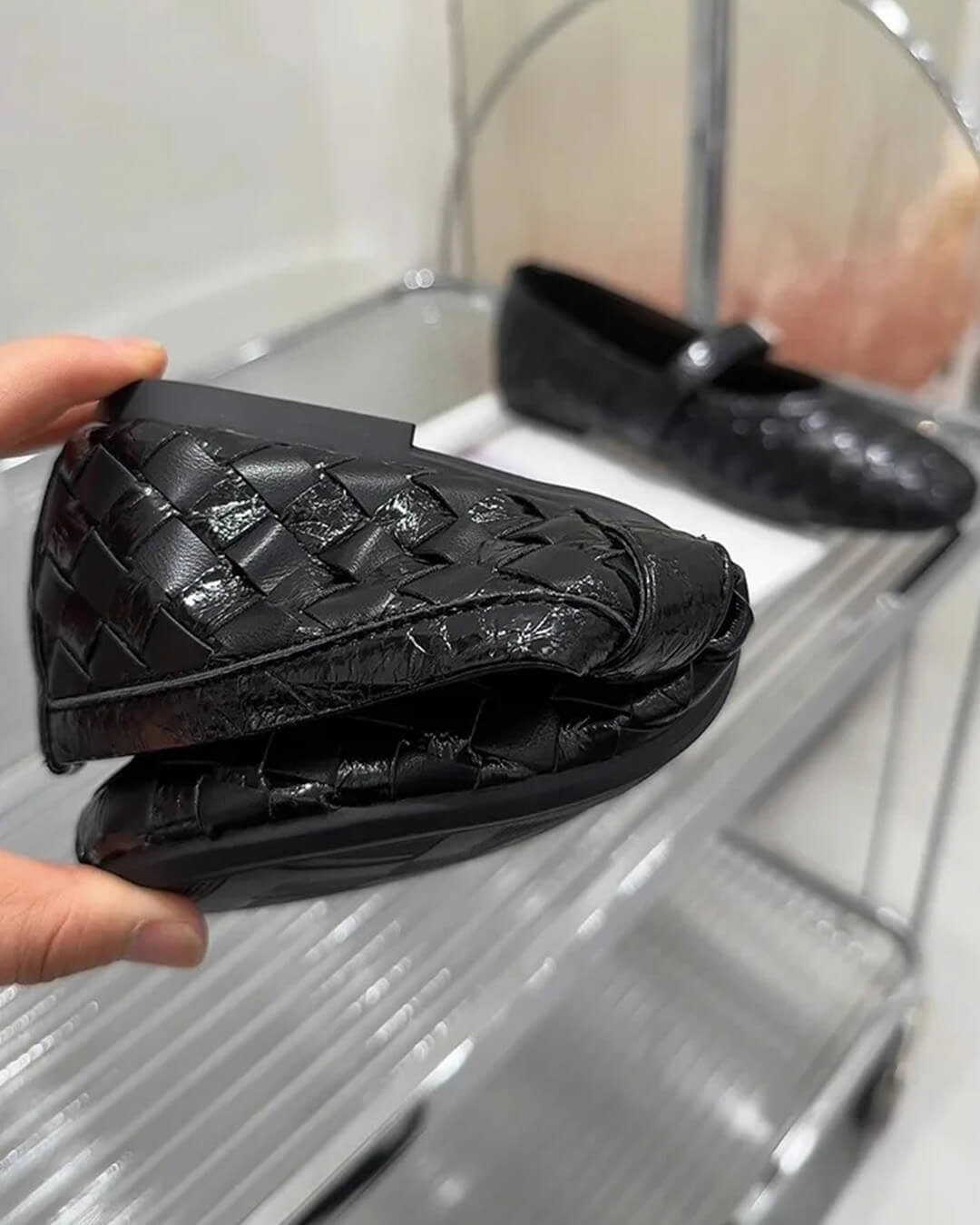 Lisbeth Flache Schuhe aus geflochtenem Leder