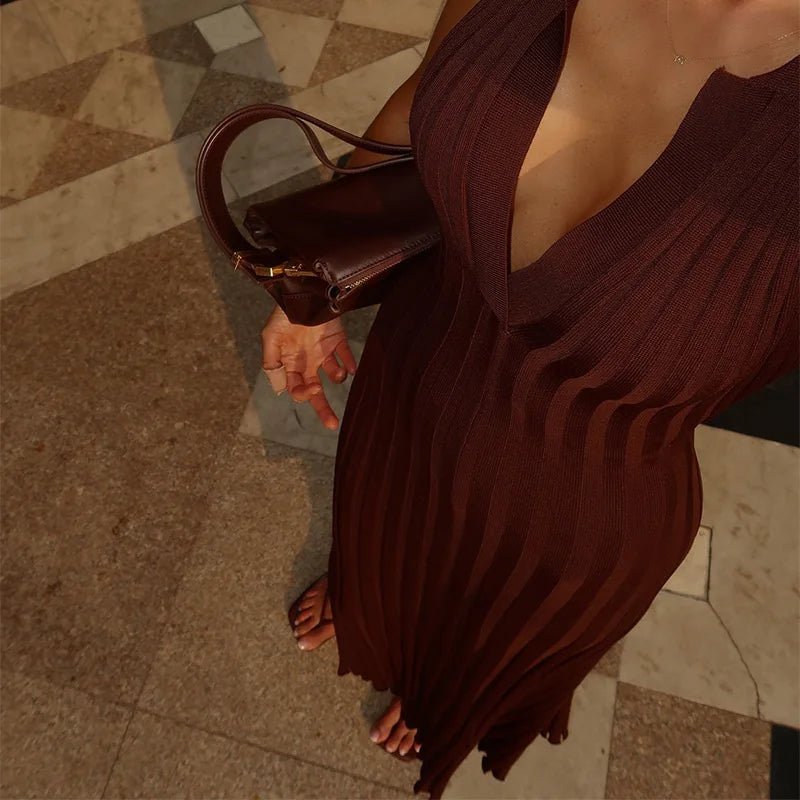 Lise Ärmelloses gestricktes Plissee-Maxikleid