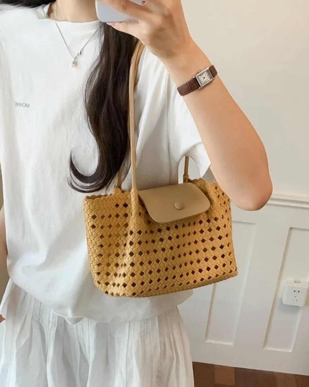 Marina Geprägte Schultertasche