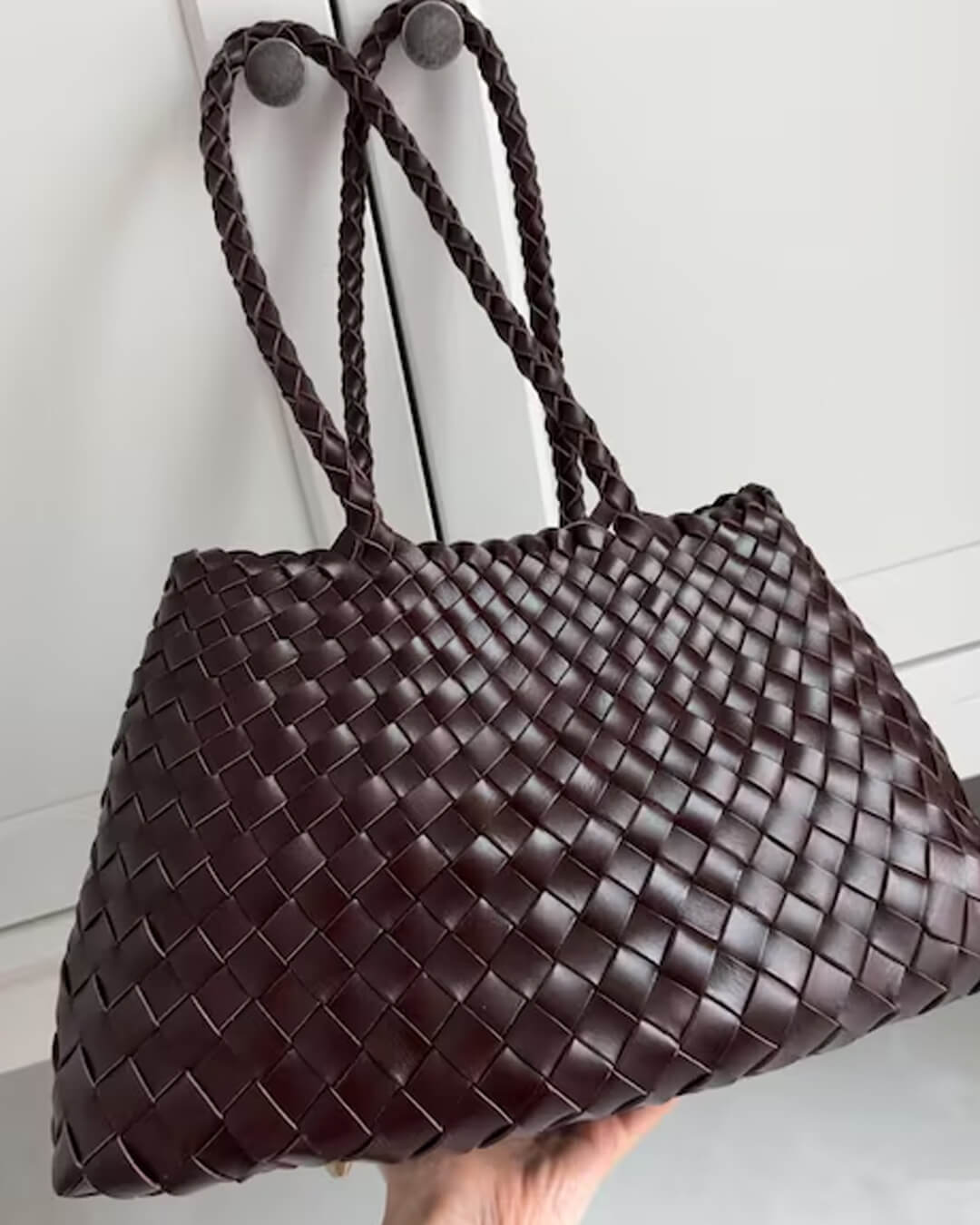 Marissa geflochtene Tasche aus veganem Leder, mittel