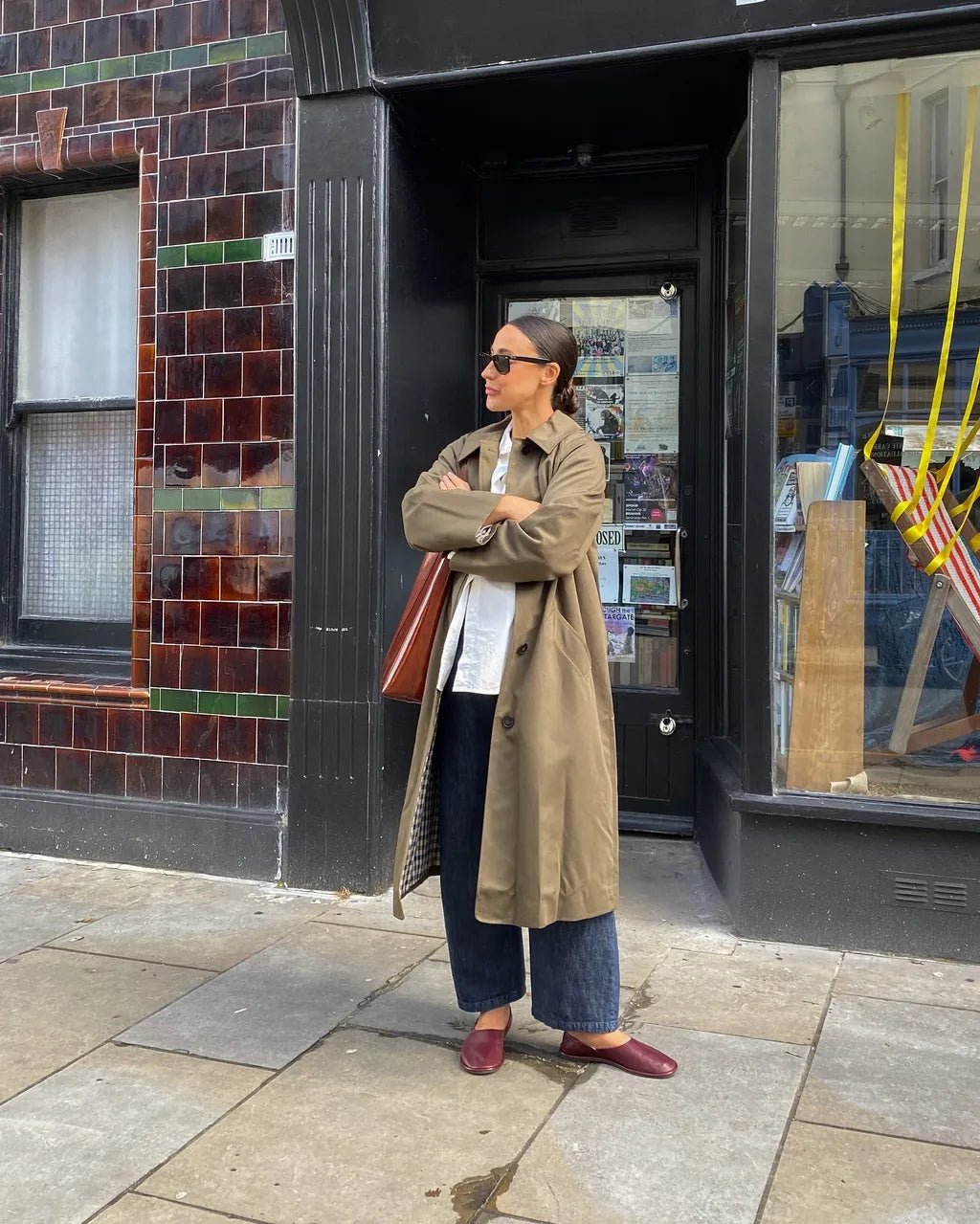 Mavy Langer Trenchcoat mit Knopfleiste