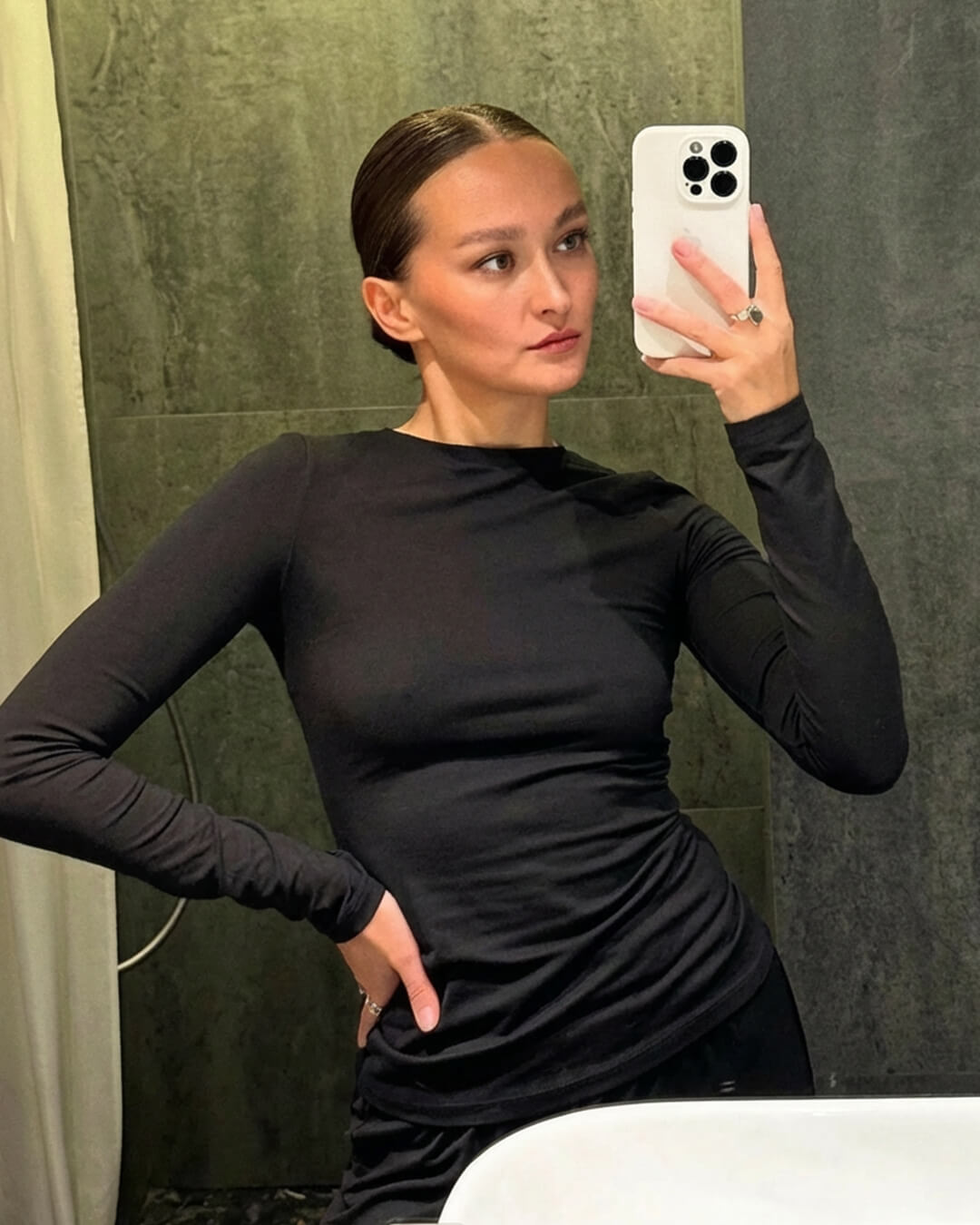 Meryll Set aus langärmligem Oberteil und Hose mit weitem Bein