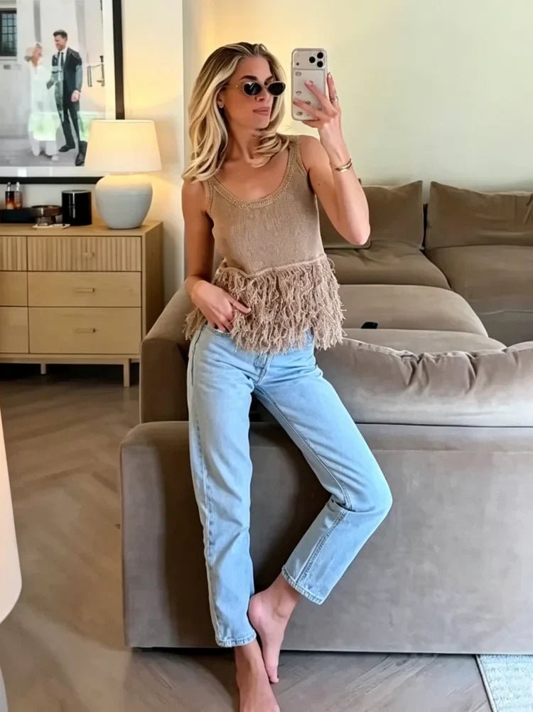 Mia Strick-Tanktop mit Quasten