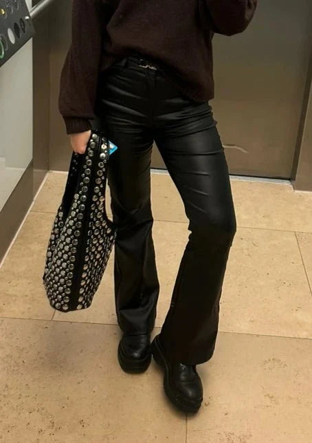 Michelle Schlaghose aus Kunstleder