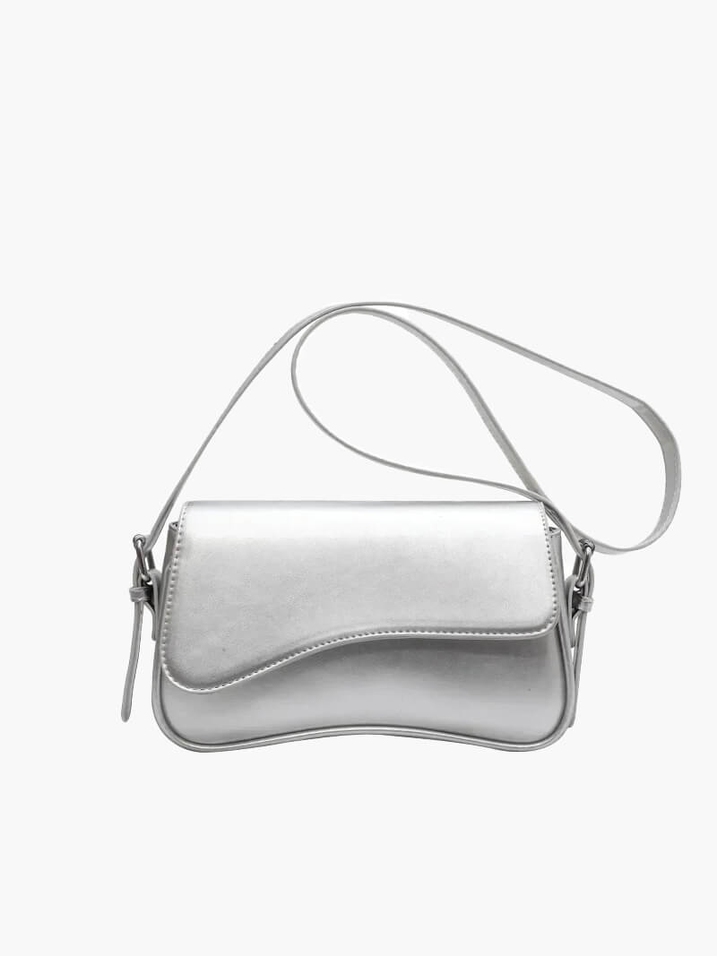 Mila Schultertasche im Sattel-Design