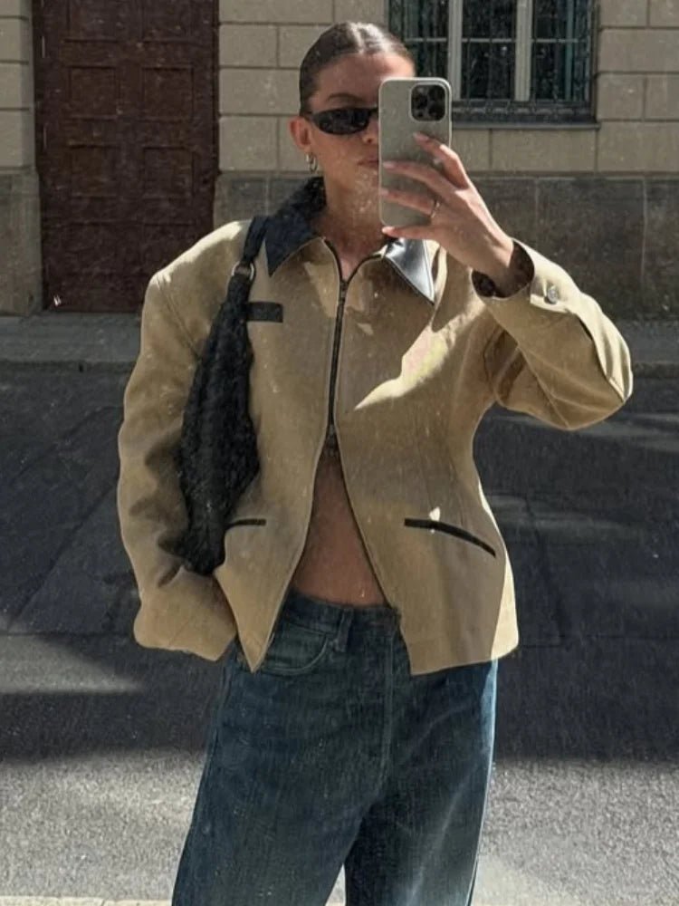 Natalie Strukturjacke mit Hourglass-Fit