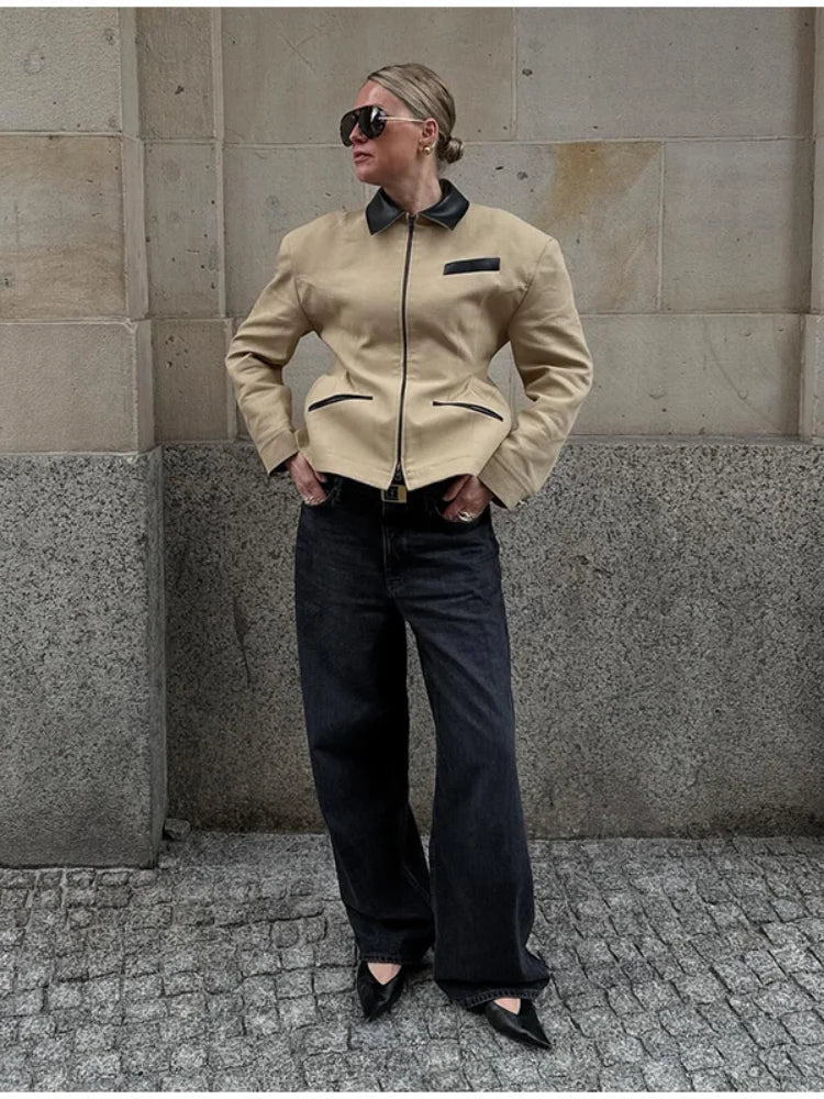 Natalie Strukturjacke mit Hourglass-Fit