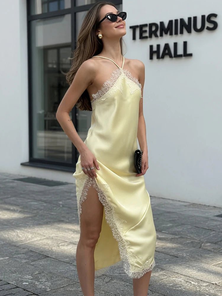 Natalie Spitzen-Midikleid mit Carmen-Ausschnitt