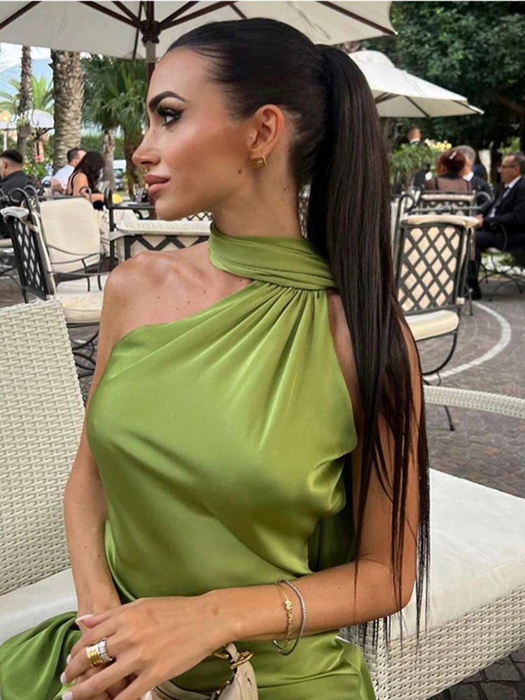 Noor Rückenfreies Satin-Neckholderkleid