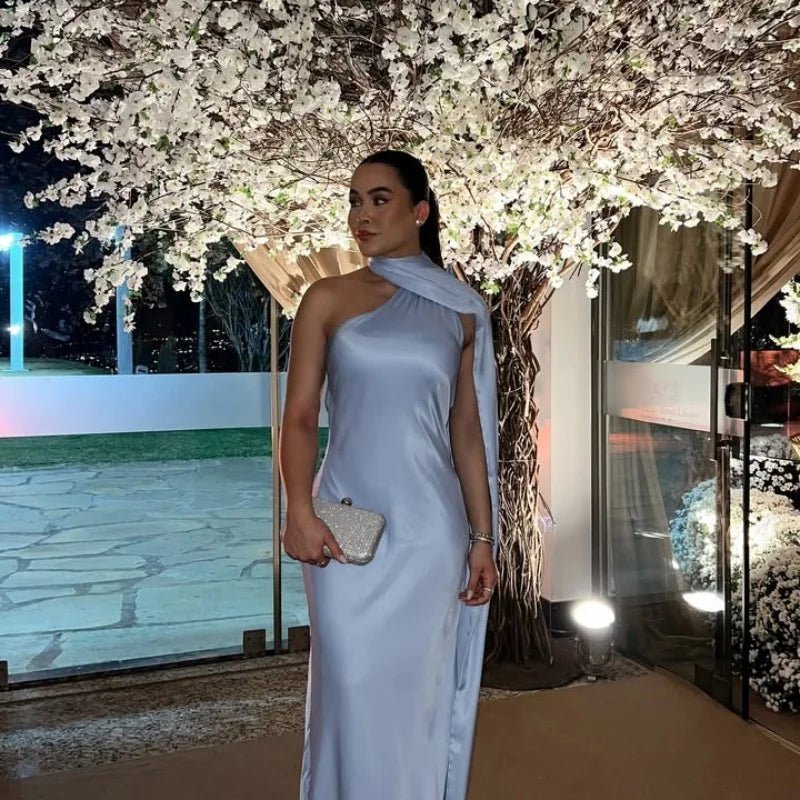 Noor Rückenfreies Satin-Neckholderkleid