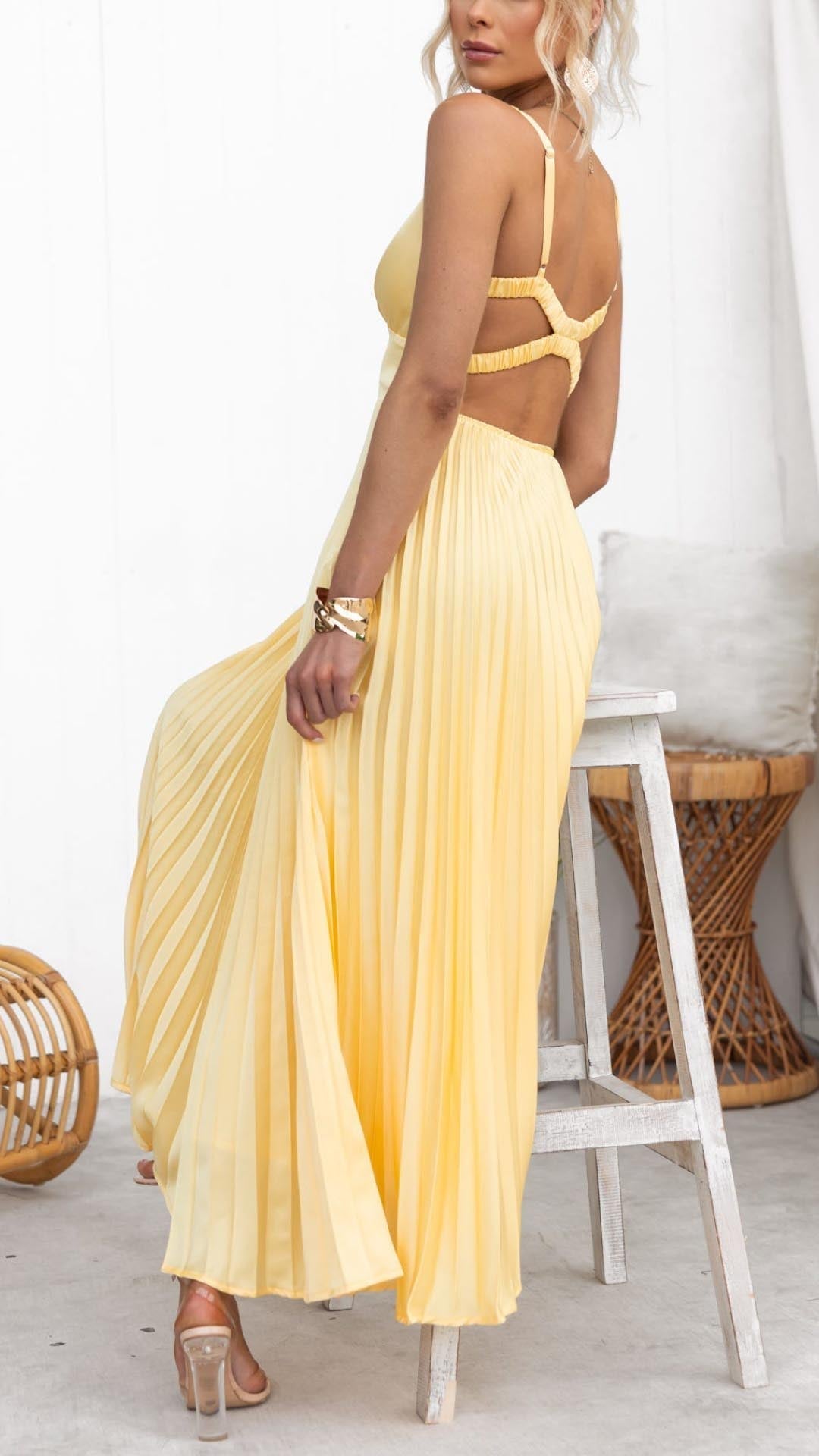 Olivia Fließendes, plissiertes Sommer-Maxikleid