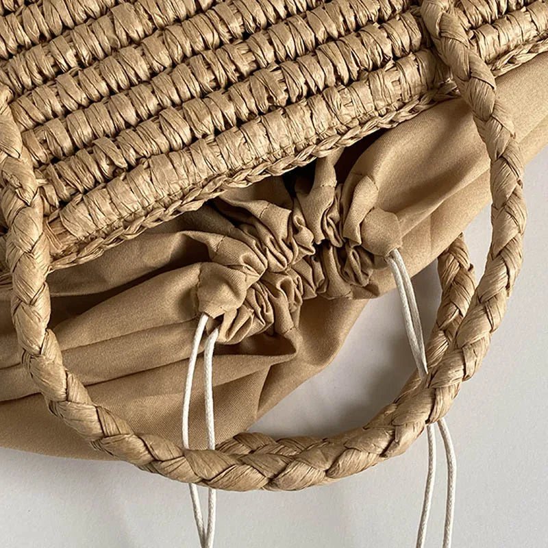 Olivia Handgeflochtene Strohtasche