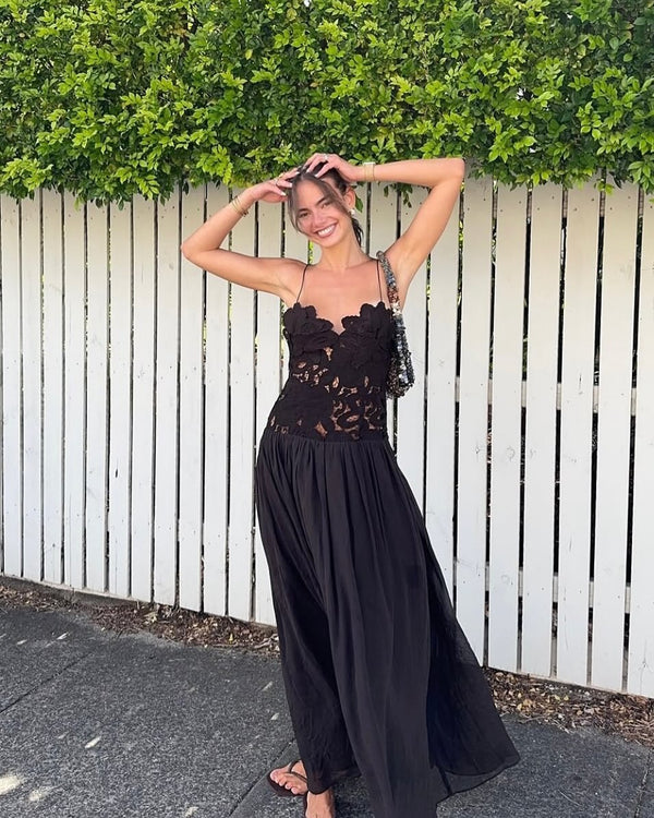 Orla Neckholderkleid aus Spitzen-Mesh