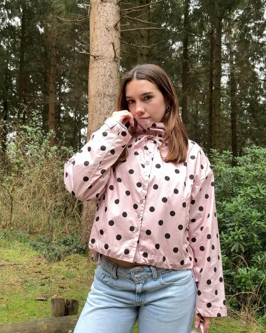 Patricia Jacke mit Polka-Dots und Stehkragen
