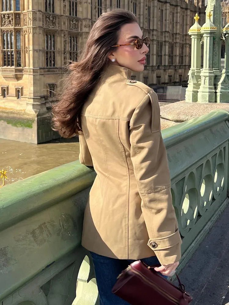 Petunia taillierte Jacke mit Stehkragen