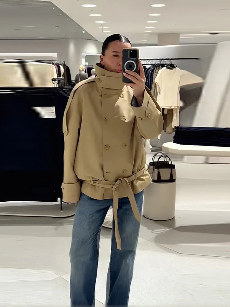 Phoebe kurzer Trenchcoat mit Schnürung