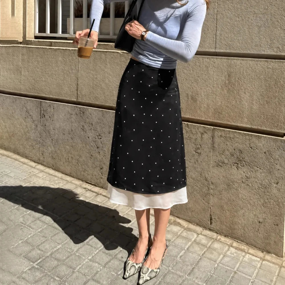 Rock mit Polka-Dots