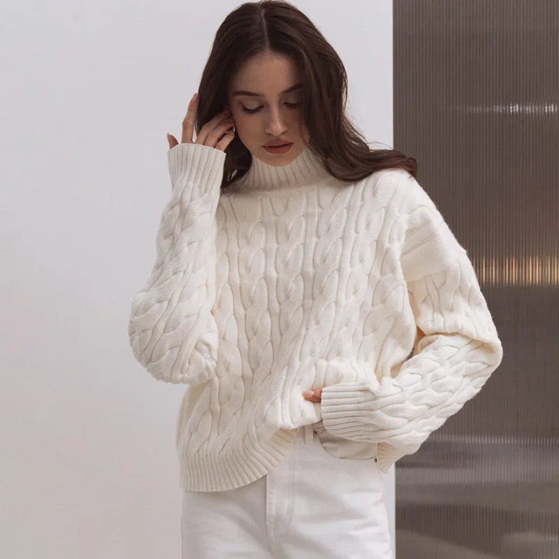 Freja Zopfstrickpullover mit Stehkragen