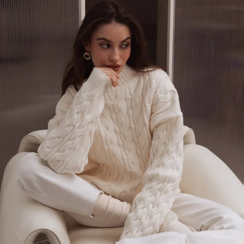 Freja Zopfstrickpullover mit Stehkragen